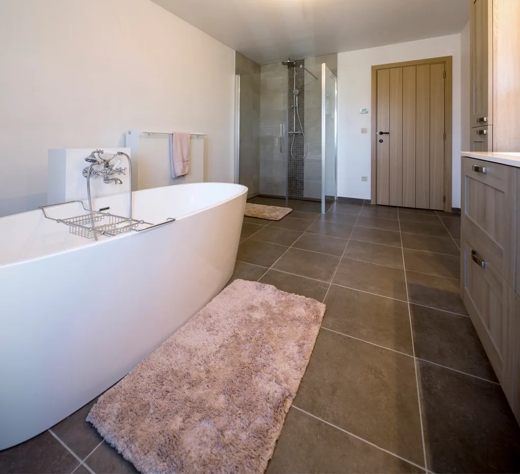 Bathroom Renovation Cost 2026: £7,000, £8,500 in London
